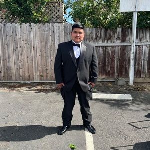 Meet your Posher, Sergio